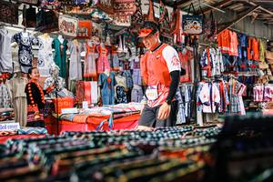 BIB: 
                            <button type="button" onclick="openModal(25553093)" class="btn btn-primary btn-sm float-right btn-popup" data-toggle="modal" data-target=".modal-high-quality">
                        <i class="fas fa-shopping-cart"></i> Add to Cart
                    </button>
                                            <button type="button" onclick="isThisMe(25553093, true)" class="btn btn-success btn-sm float-right btn-popup btn-isme hidden" data-toggle="tooltip" data-placement="bottom" title="นี่คือรูปของคุณใช่ไหม คลิกที่นี่เพื่อเอาเข้าอัลบั้ม">
                        <i class="fas fa-plus"></i> Add to album
                    </button>
                    <button type="button" onclick="isThisMe(25553093, false)" class="btn btn-warning btn-sm float-right btn-popup btn-isnotme hidden">
                        <i class="fas fa-ban"></i> Remove from album
                    </button>